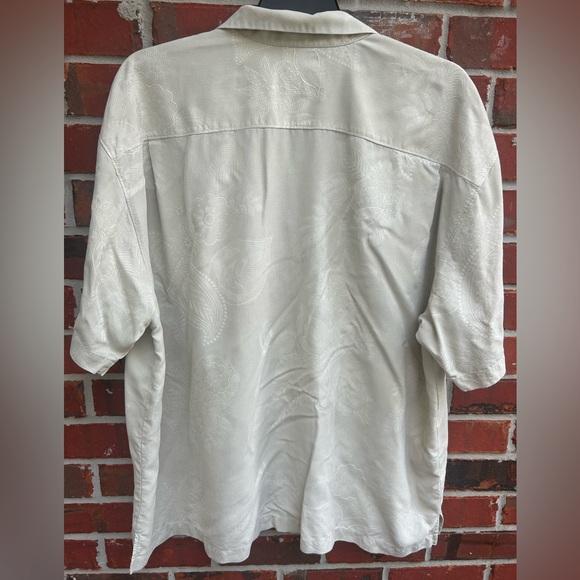 Tommy Bahama Short Sleeve Button Down XXL 100% Silk Textured Floral Print Shirt - Picture 2 of 7